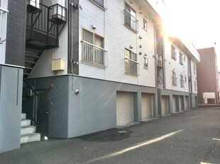 大川マンションの物件外観写真